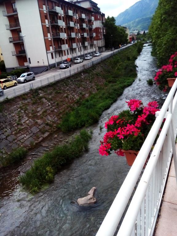 Alloggio Ponte Dei Cavalleggeri Hotel Trento Eksteriør billede