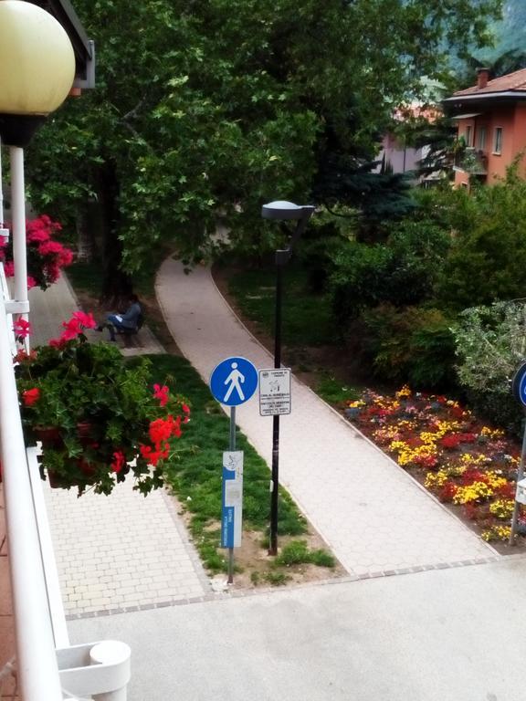 Alloggio Ponte Dei Cavalleggeri Hotel Trento Eksteriør billede