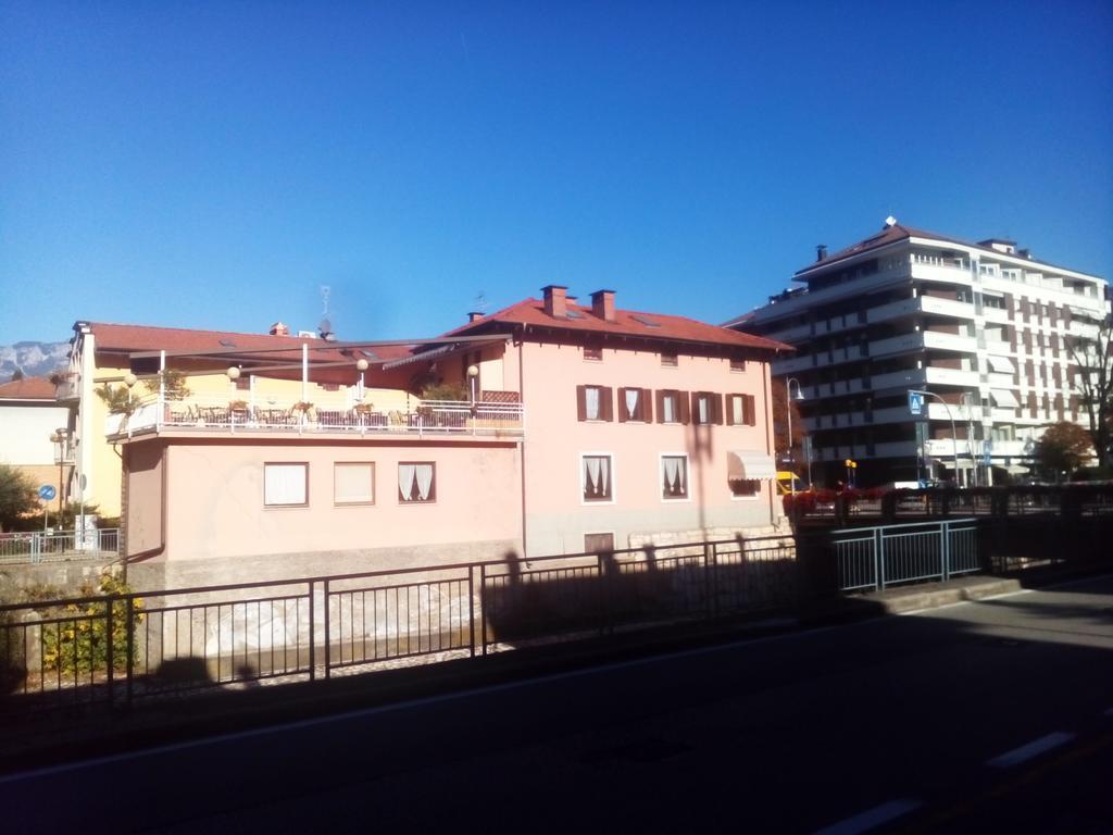 Alloggio Ponte Dei Cavalleggeri Hotel Trento Eksteriør billede