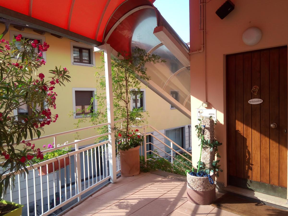 Alloggio Ponte Dei Cavalleggeri Hotel Trento Eksteriør billede