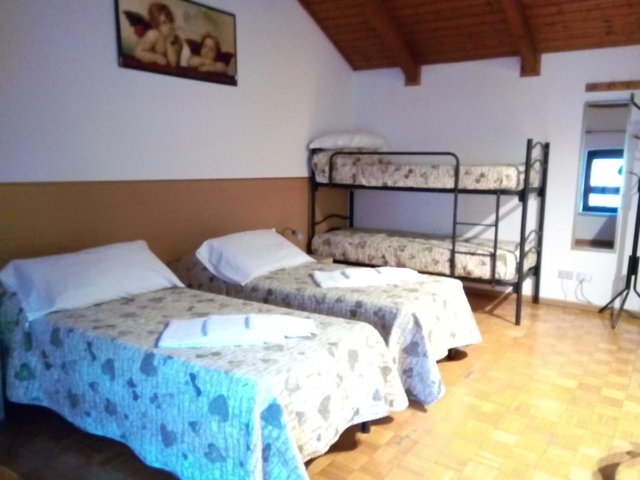 Alloggio Ponte Dei Cavalleggeri Hotel Trento Eksteriør billede