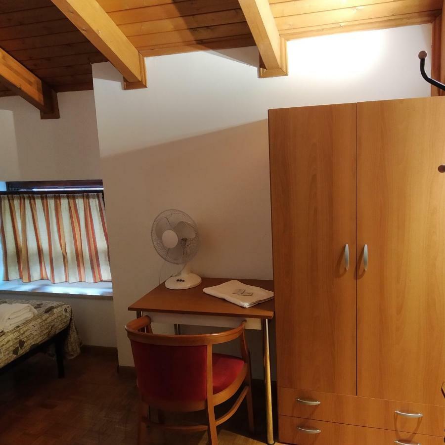Alloggio Ponte Dei Cavalleggeri Hotel Trento Eksteriør billede